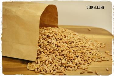 Dinkelkörner gereinigt 